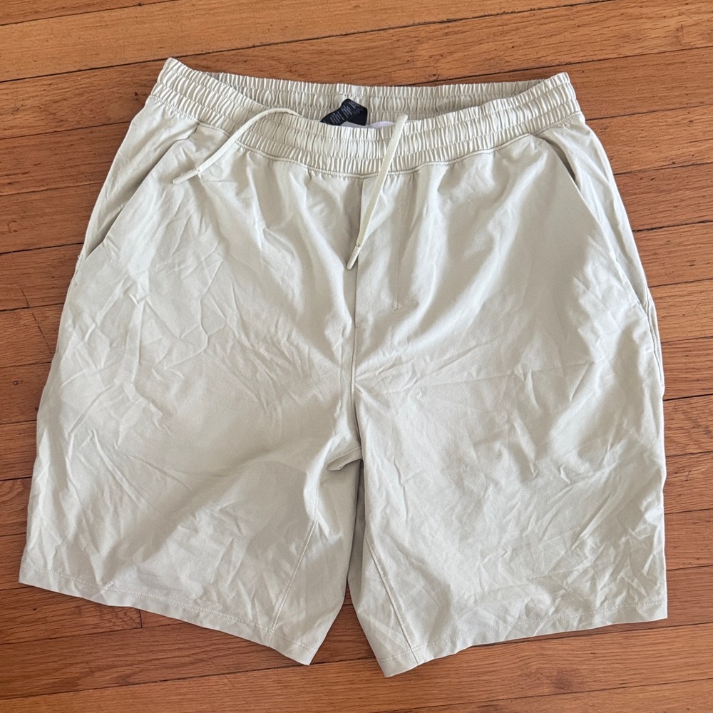 lululemon athletica Men's Light Tan Athletic Shorts